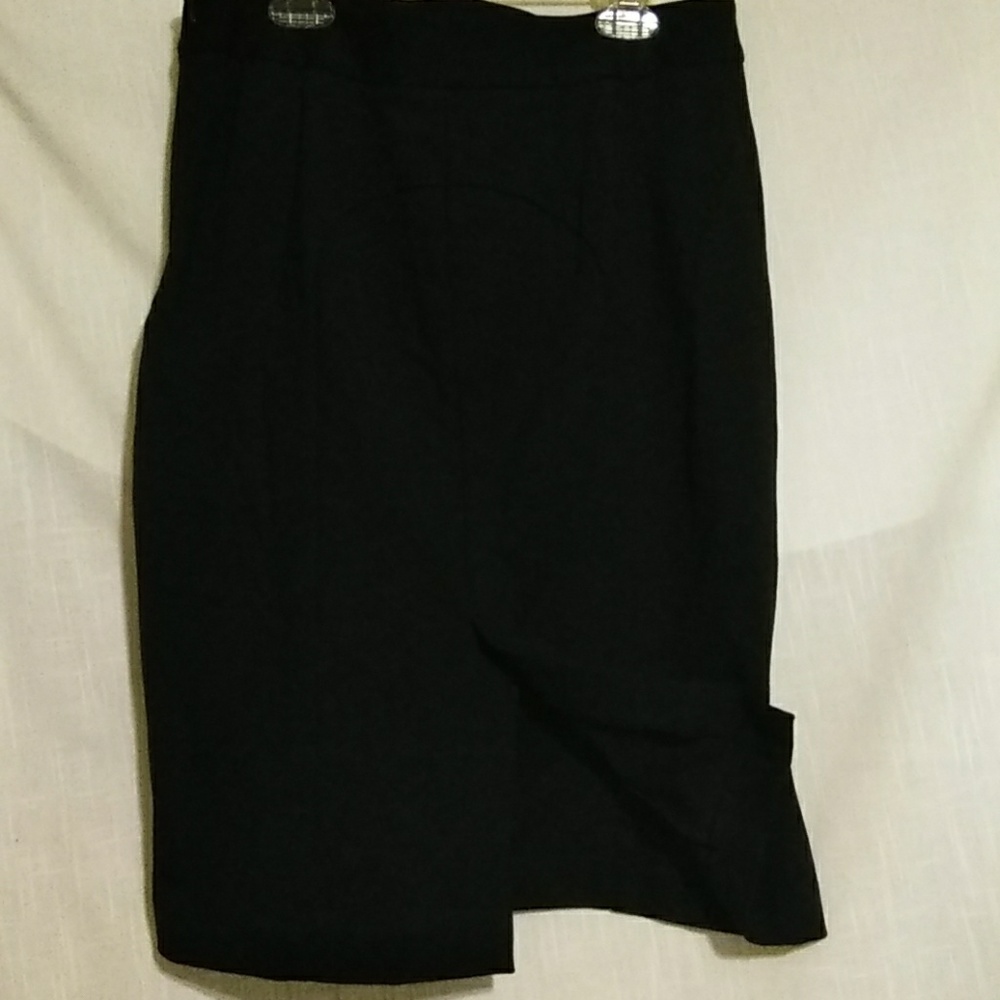 Skirt - Picture 3 of 3